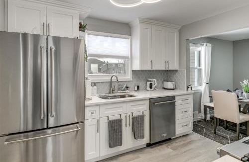 Depew House | Newly Remodeled! Upscale Home in Buffalo Suburbs
