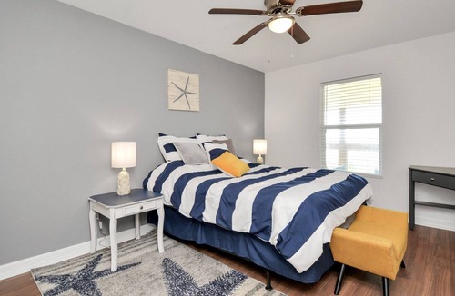 Freeport House | Newly Remodeled!!
