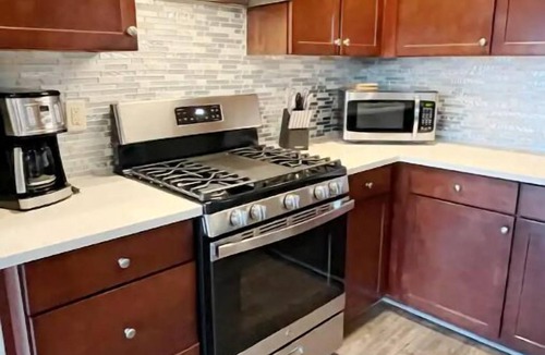 Aloha House | Newly remodeled w/creek view