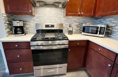 Aloha House | Newly remodeled w/creek view