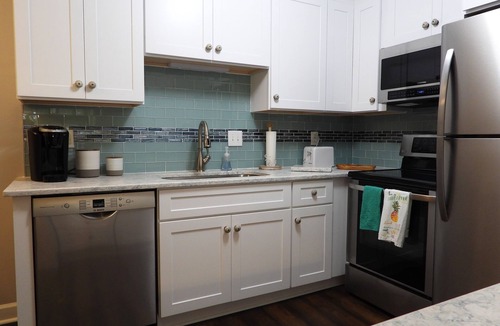 Demere Park Condo | Newly Remodled Coastal Condo