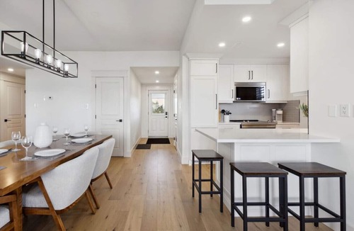 The Blue Mountains Apartment | Newly Renovated at Rivergrass: Pool, Golf, Steps to Village