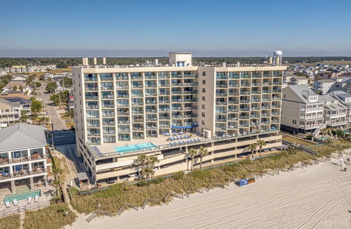 Cherry Grove Beach Condo | Newly Renovated Ocean Front Condo