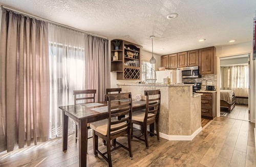 Englewood Apartment | NEWLY RENOVATED 1BR RETREAT