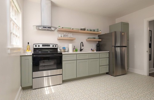 Durham House | *Newly Renovated* 1 BR Bungalow near DT Durham