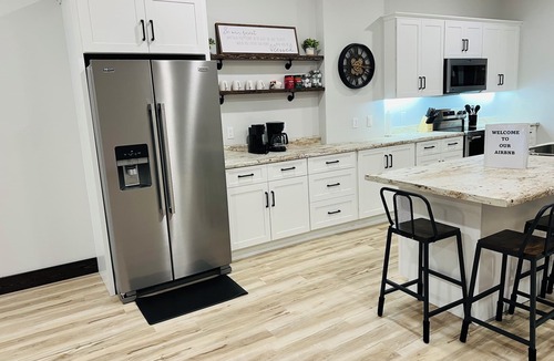 Dyersville Apartment | Newly Renovated 2-bedroom apartment in charming Dyersville, IA
