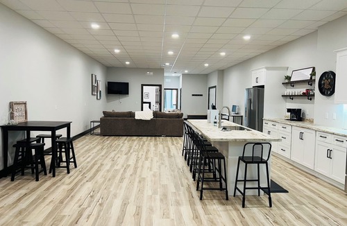 Dyersville Apartment | Newly Renovated 2-bedroom apartment in charming Dyersville, IA