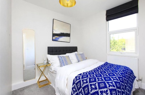 Latchmere Apartment | Newly Renovated 2 Bed Clapham Junction