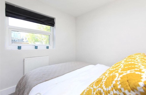 Latchmere Apartment | Newly Renovated 2 Bed Clapham Junction