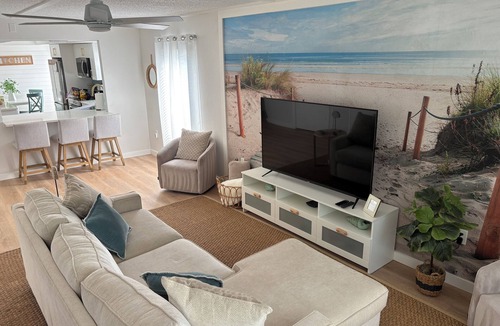 Palmer Ranch Condo | Newly renovated 2-bedroom, 2-bathroom condo located in sunny Sarasota, Florida.