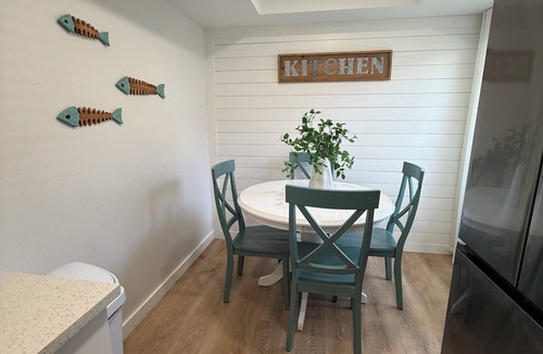 Palmer Ranch Condo | Newly renovated 2-bedroom, 2-bathroom condo located in sunny Sarasota, Florida.