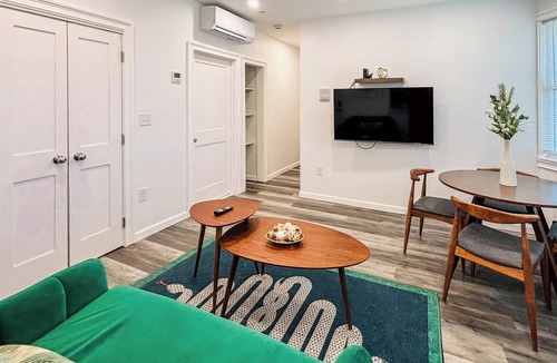 South Boston House | Newly Renovated 2 Bedroom in Southie!