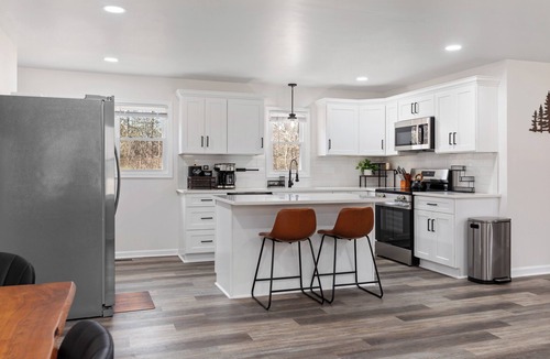 Buchanan House | Newly Renovated 2BR/2BA Home. Near Buchanan