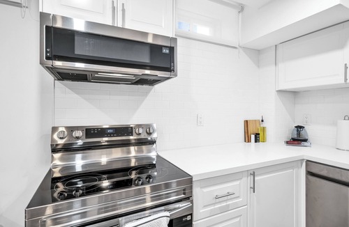 Pickering Apartment | Newly Renovated 2BR Basement Suite | Private Entry