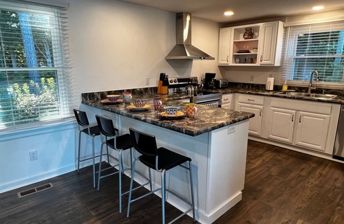Mount Holly Cottage | Newly Renovated 2BR Waterfront Cottage with Dock
