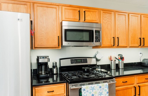 Cheriton House | Newly renovated, 4BD 2 BA, 1 full acre, sleeps 8, and is pet friendly.