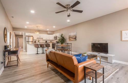 Smoketown Jackson House | Newly renovated 4BR CozySuites