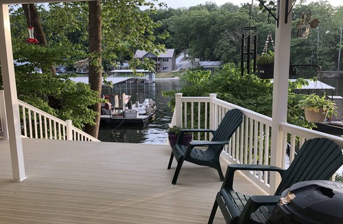 Sunrise Beach House | Newly Renovated 6 Bedroom 5.5 Bath with available boat slip