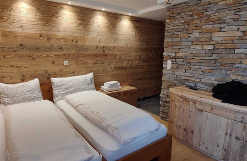 Leukerbad Apartment | Newly renovated apartment, central location