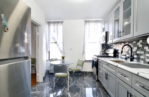 Ocean Hill House | Newly renovated apartment