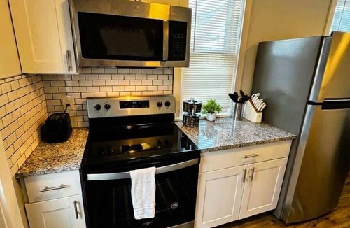 Wilmington Apartment | Newly Renovated Apt with King Bed