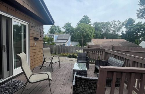 Framingham House | Newly Renovated beautiful 3-Bed 2-Bath Home with Easy Airport Access