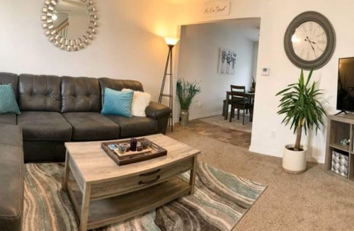 Davenport House | Newly Renovated, Beautiful Three-Level Townhome