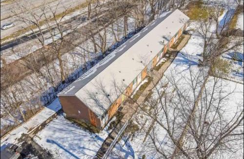 Rochester Apartment | Newly Renovated Bright Studio