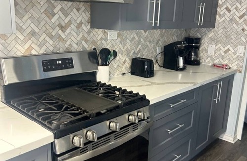Sherkston Cottage | Newly Renovated Lakeview Cottage on Lake Erie in Sherkston Shores by Elco Beach
