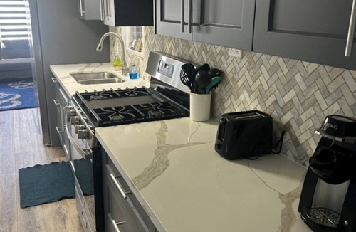 Sherkston Cottage | Newly Renovated Lakeview Cottage on Lake Erie in Sherkston Shores by Elco Beach
