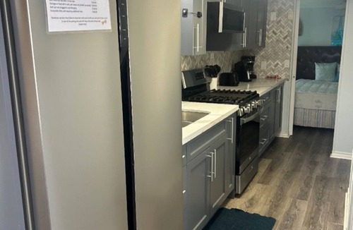 Sherkston Cottage | Newly Renovated Lakeview Cottage on Lake Erie in Sherkston Shores by Elco Beach