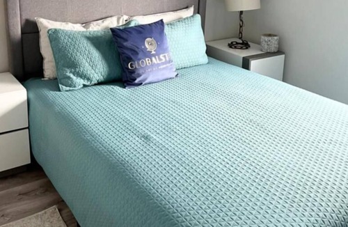Mount Pleasant East House | Newly renovated Duplex 4BR 3BA in Midtown Toronto
