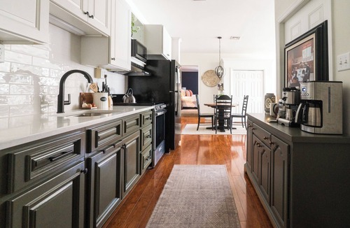 Gordonville Apartment | Newly renovated Carriage House, on lovely property near Intercourse, PA
