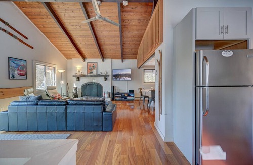 Jackson House | Newly Renovated Chalet