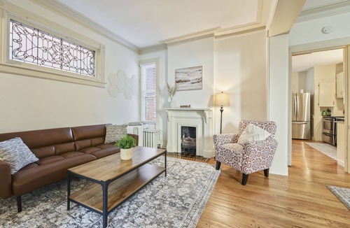 Allentown House | Newly Renovated, Charming Downtown Buffalo Home + Free Parking
