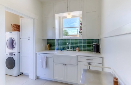 Feldman's House | Newly renovated, charming, quiet bungalow near U of A/downtown