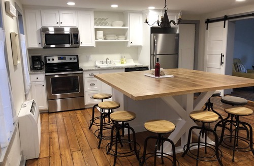 New Berlin House | Newly Renovated - Clean! Waterfront, Scenic Views, Private Yard, Firepit