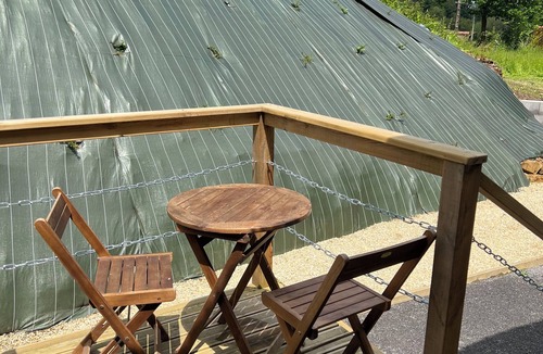La Fontenelle Apartment | Newly renovated country apartment on the banks of the couesnon river