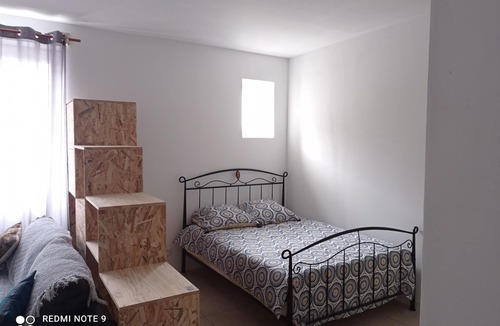 Albi House | newly renovated comfortable spacious studio
