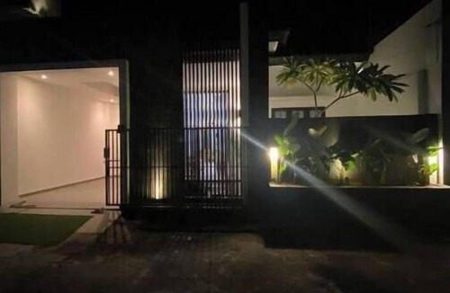 Kerobokan Villa | Newly Renovated & Comfy 3BD Villa in Kerobokan. 10 min to Seminyak Beach
