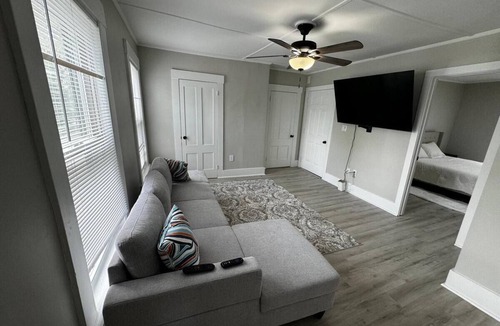 Concord Apartment | Newly Renovated Concord Unit