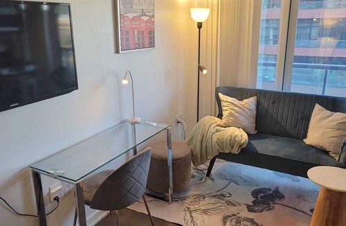 King West Village Condo | Newly Renovated Condo in Downtown Toronto