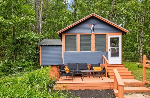 Alton Cottage | Newly Renovated Cottage 6