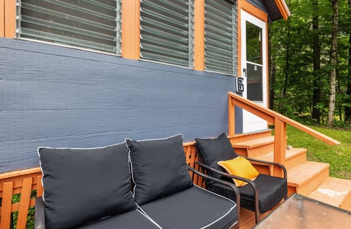 Alton Cottage | Newly Renovated Cottage 6