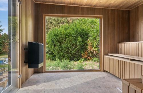 Melby House | Newly Renovated Cottage With Sauna