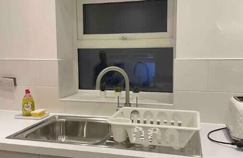 Ashtead Apartment | Newly renovated flat in Ahsteadnn