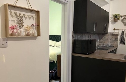 Bath Apartment | Newly renovated ground floor flat, central Bath