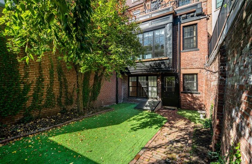 Beacon Hill House | Newly renovated historic home in Beacon Hill