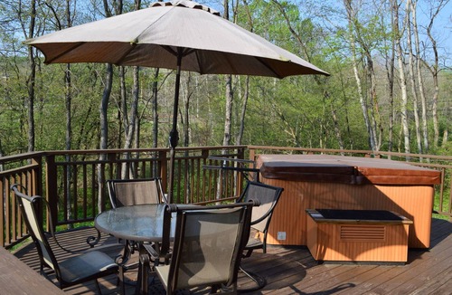 Ellicottville Ski Chalet | Newly renovated, hot tub and 1 mile from town, across from Holimont!
