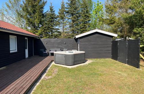 Idestrup House | Newly Renovated Holiday Home With Outdoor Spa
